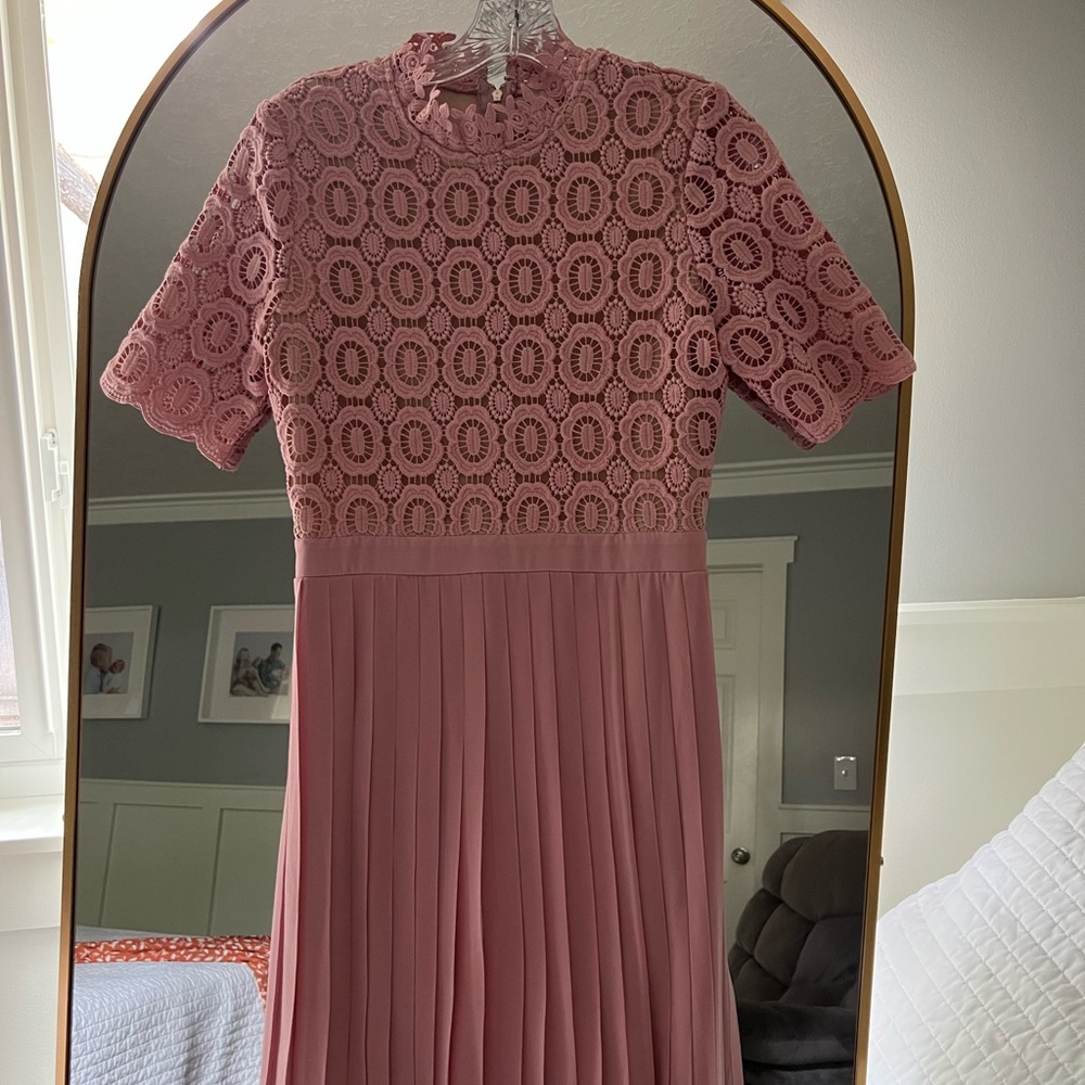 Pink Lace Dress from Ivy City Co.  Worn once. Brand new condition!